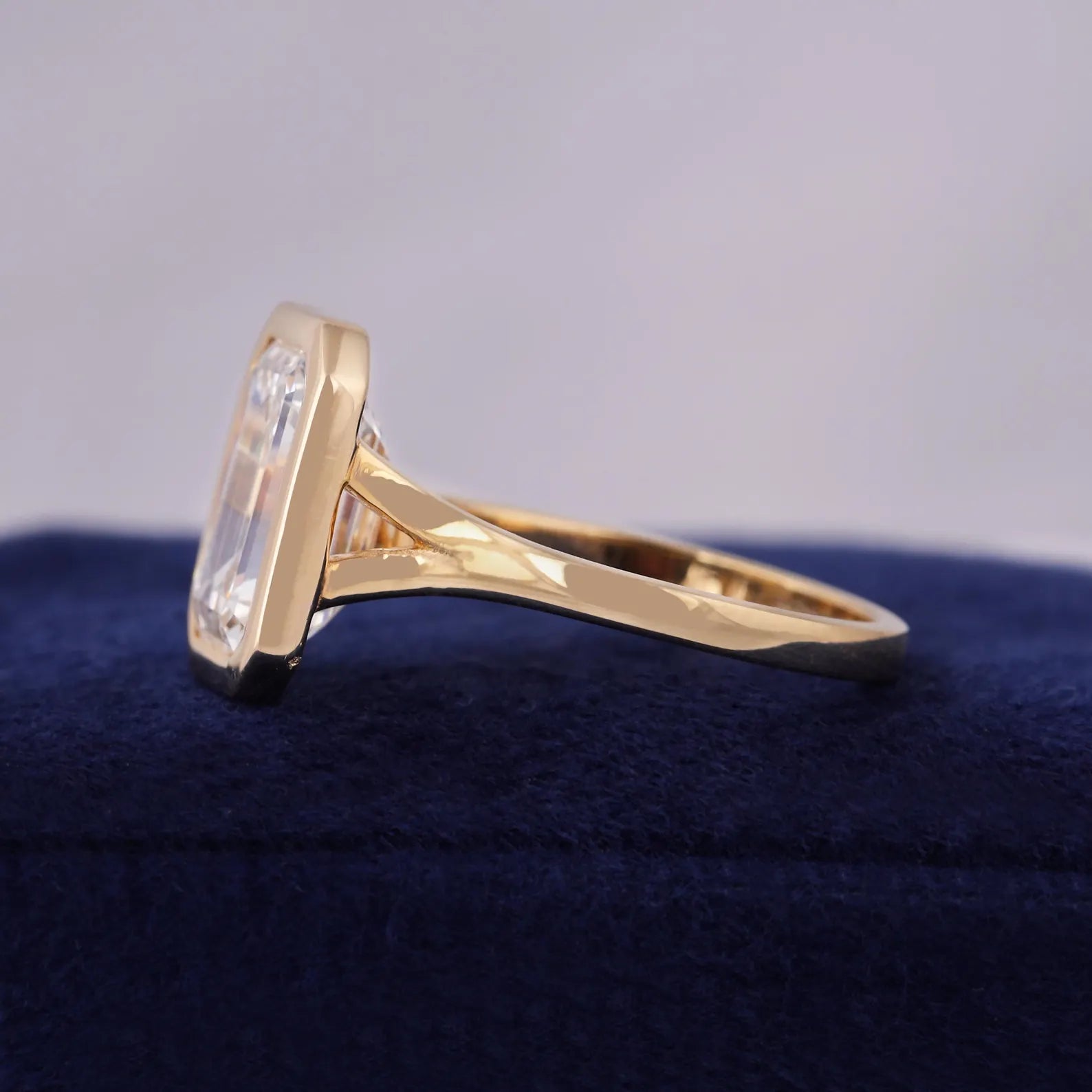Split Shank Emerald Cut yellow Gold Ring
