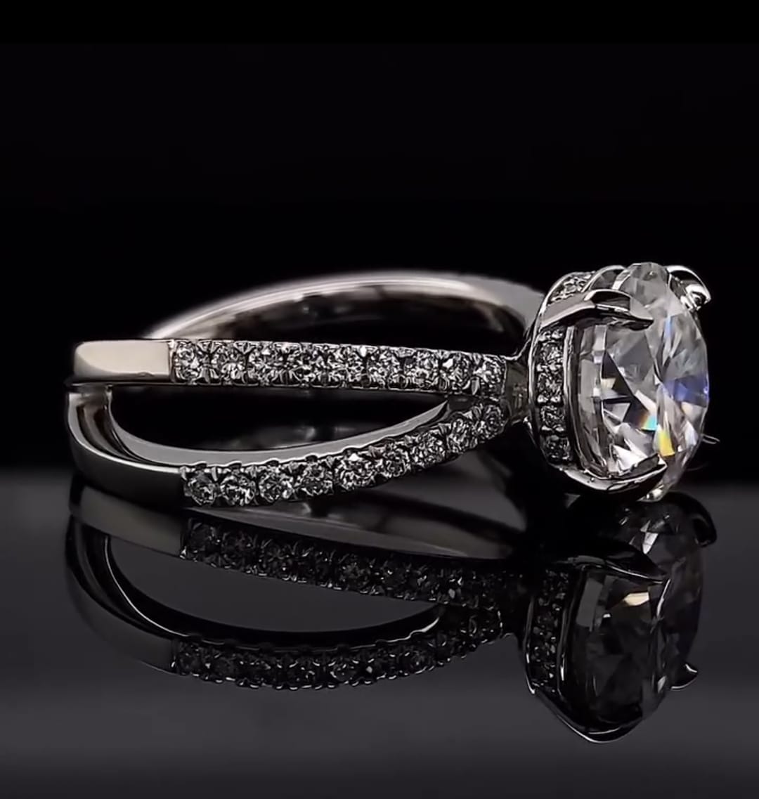 Side profile view highlighting the architectural split band design and hidden diamond collar setting
