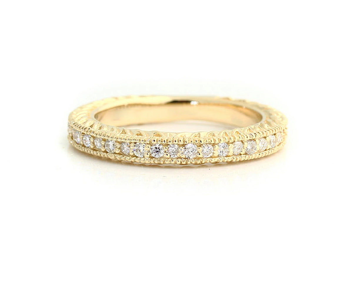 antique-style-lab-grown-diamond-wedding-band-front-profile-gold