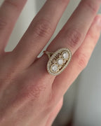 Vintage Art Deco 3-Stone Diamond Ring in Yellow Gold