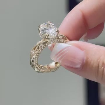 Vintage Oval Cut Engagement Ring | Yellow Gold
